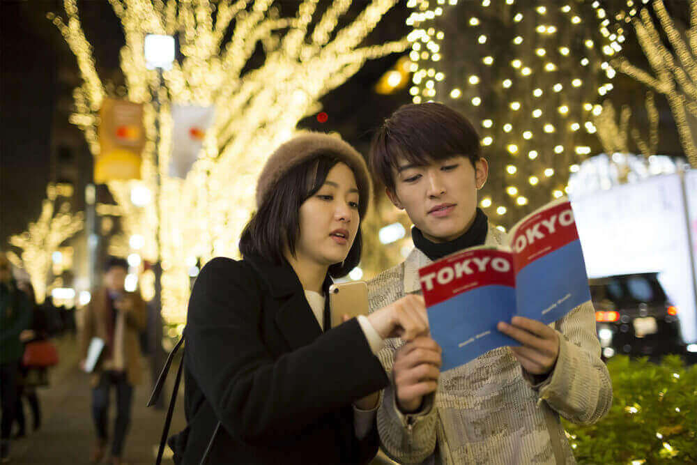 Christmas illumination in Omotesando, Tokyo, Japan = Adobe Stock