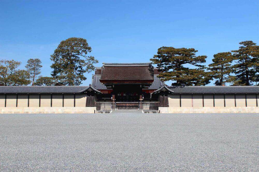 Kyoto Imperial Palace, Kyoto, Japan = Adobe Stock