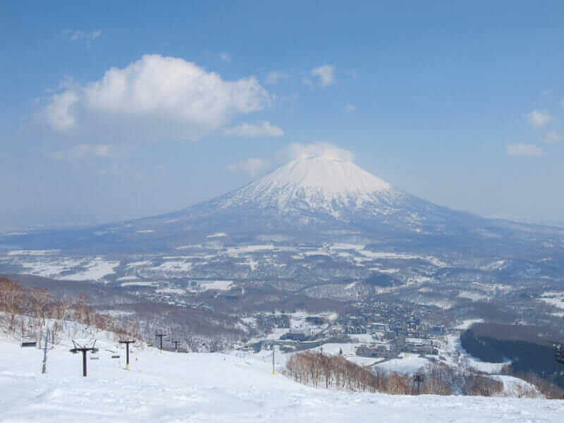 Niseko, Hokkaido = AdobeStock