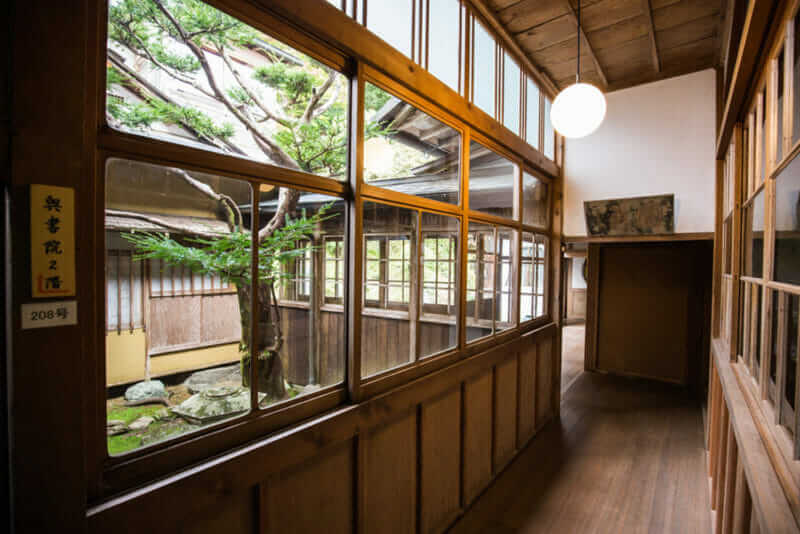 Saizenin temple, the corridor and interior, Wakayama Prefecture, Japan = AdobeStock