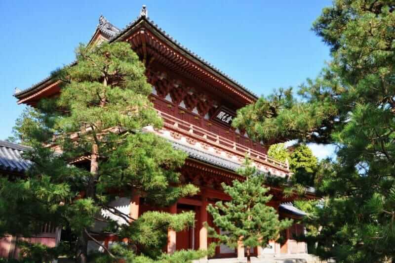 Main gate of Daitokuji, Kyoto city, Japan = shutterstock