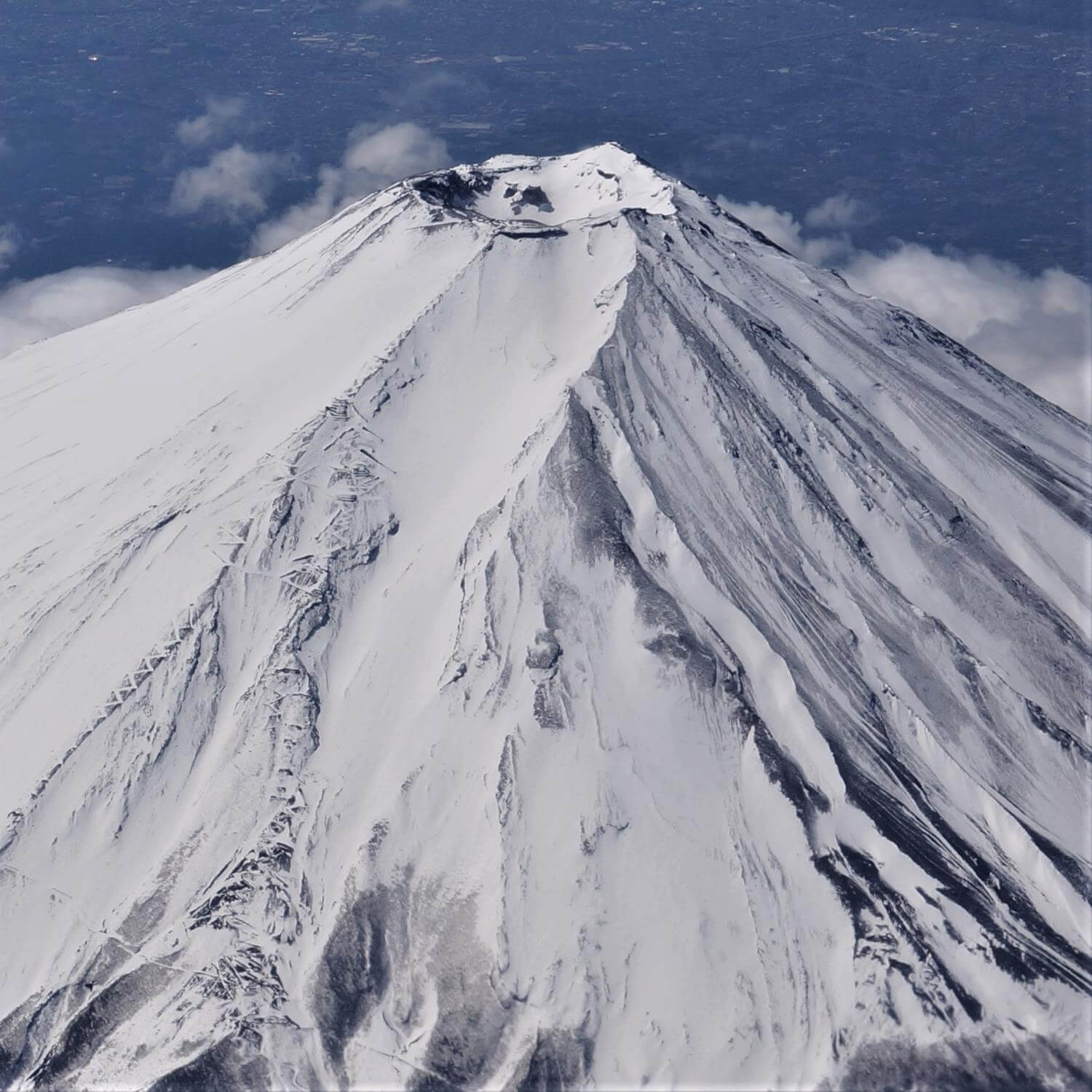 Snow-covered Mt. Fuji 5