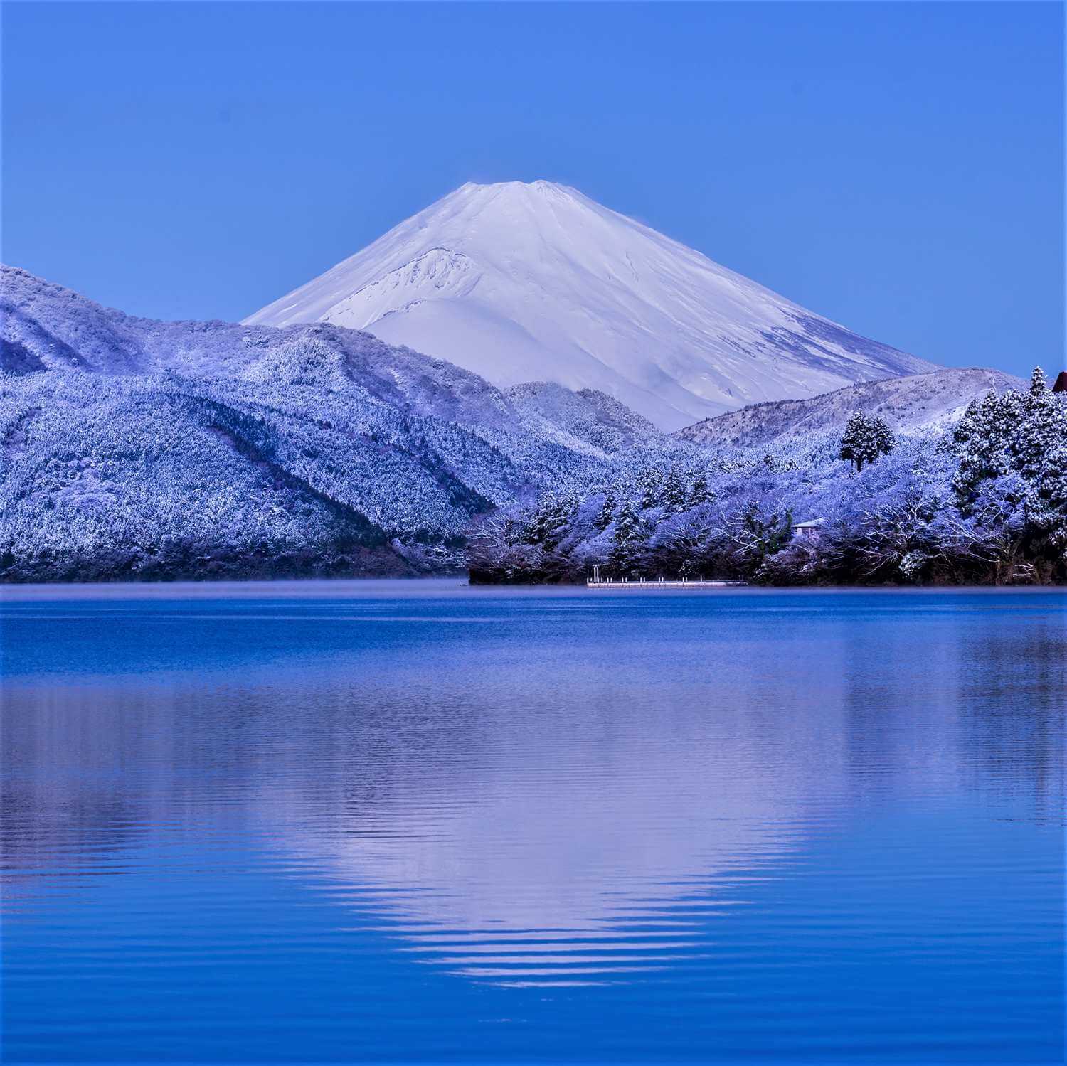 Snow-covered Mt. Fuji 8