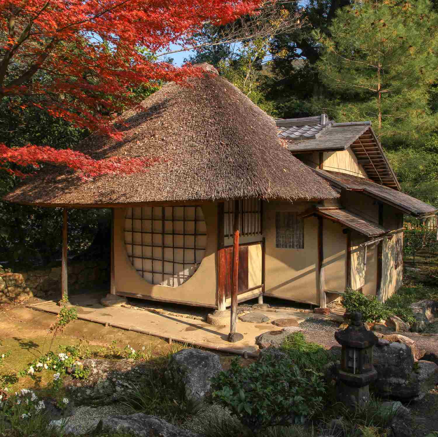 Kodaiji Temple in Kyoto = Shutterstock 3