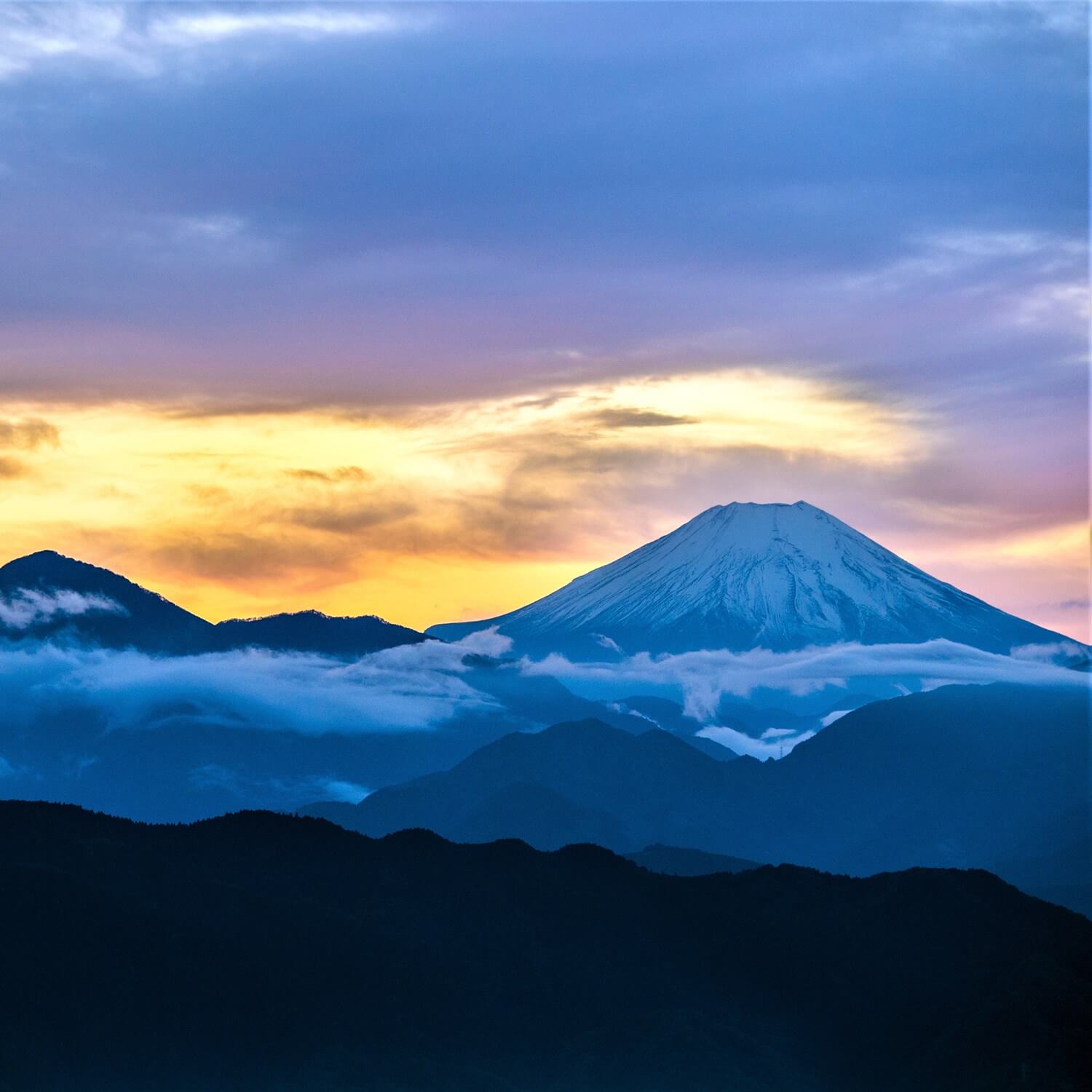Mt. Takao, Tokyo Metropolitan = Shutterstock 10