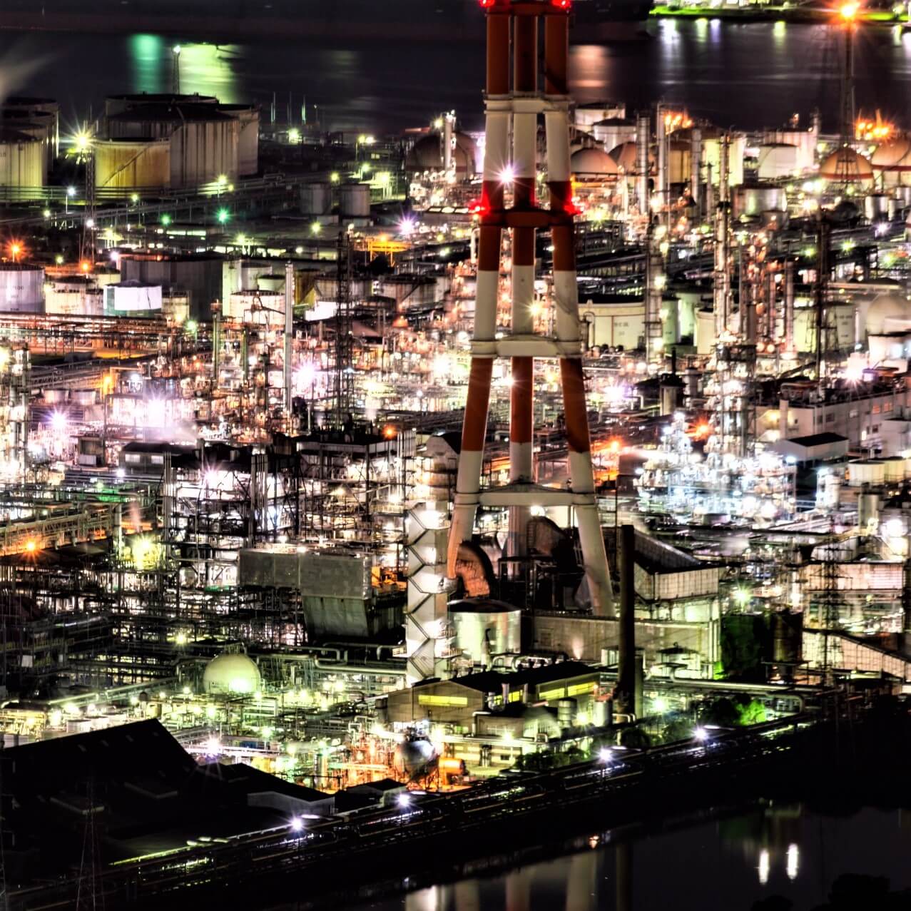 Night view of Japanese factories 9