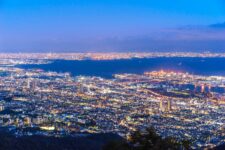 Night View of Kobe = Shutterstock 0