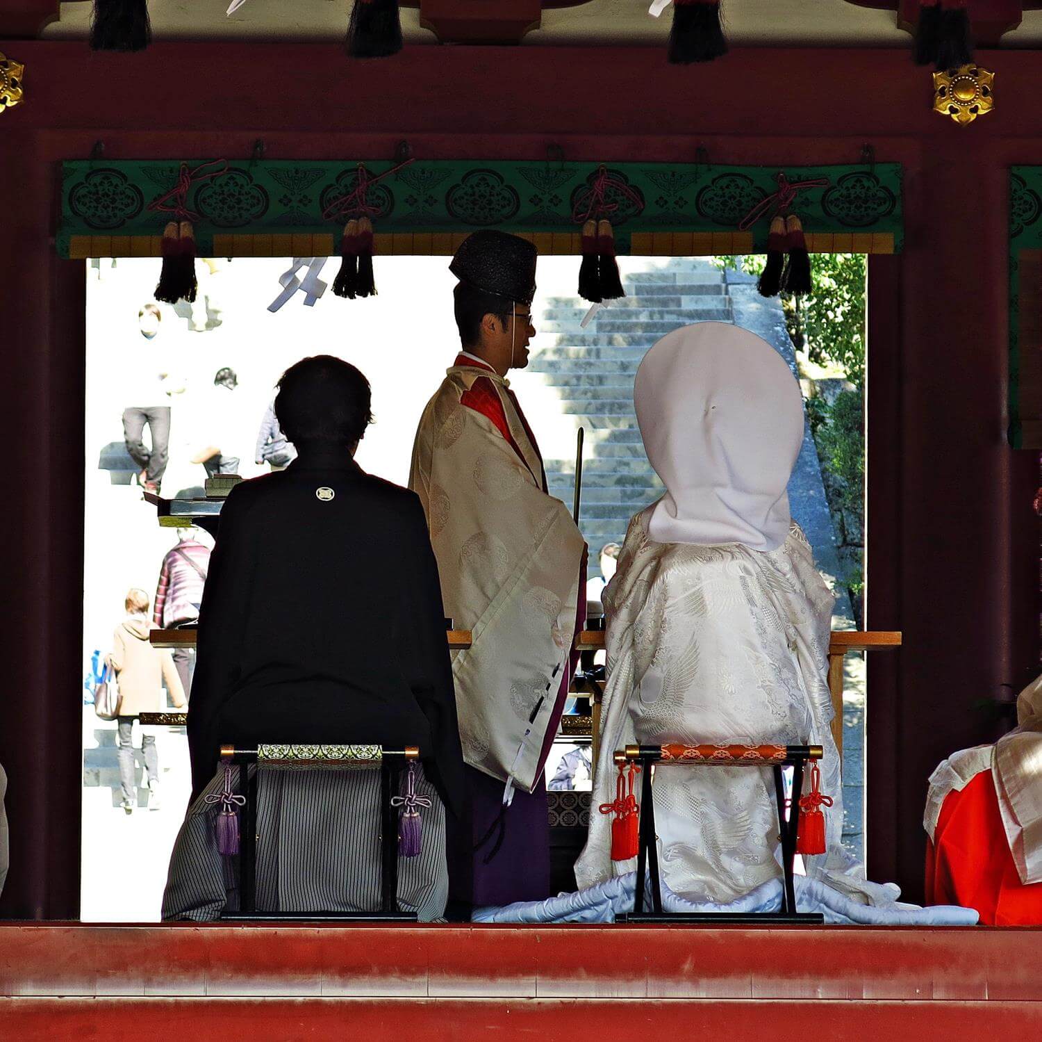 Traditional Wedding Ceremony Shinto style at Tsurugaoka Hachiman-gu shrine = Shutterstock
