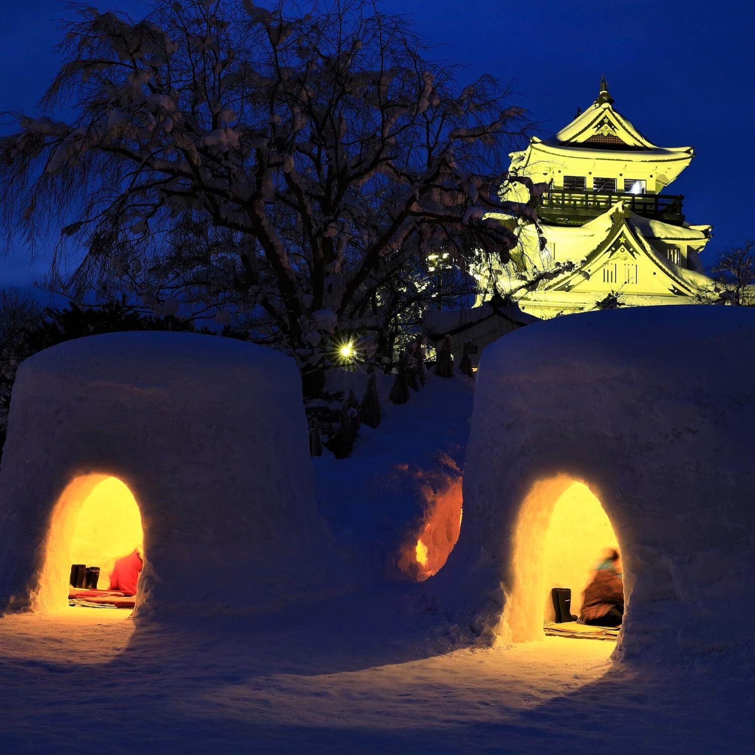 "Kamakura" at Yokote Snow Festival, Yokote City, Akita Prefecture = Shutterstock 8