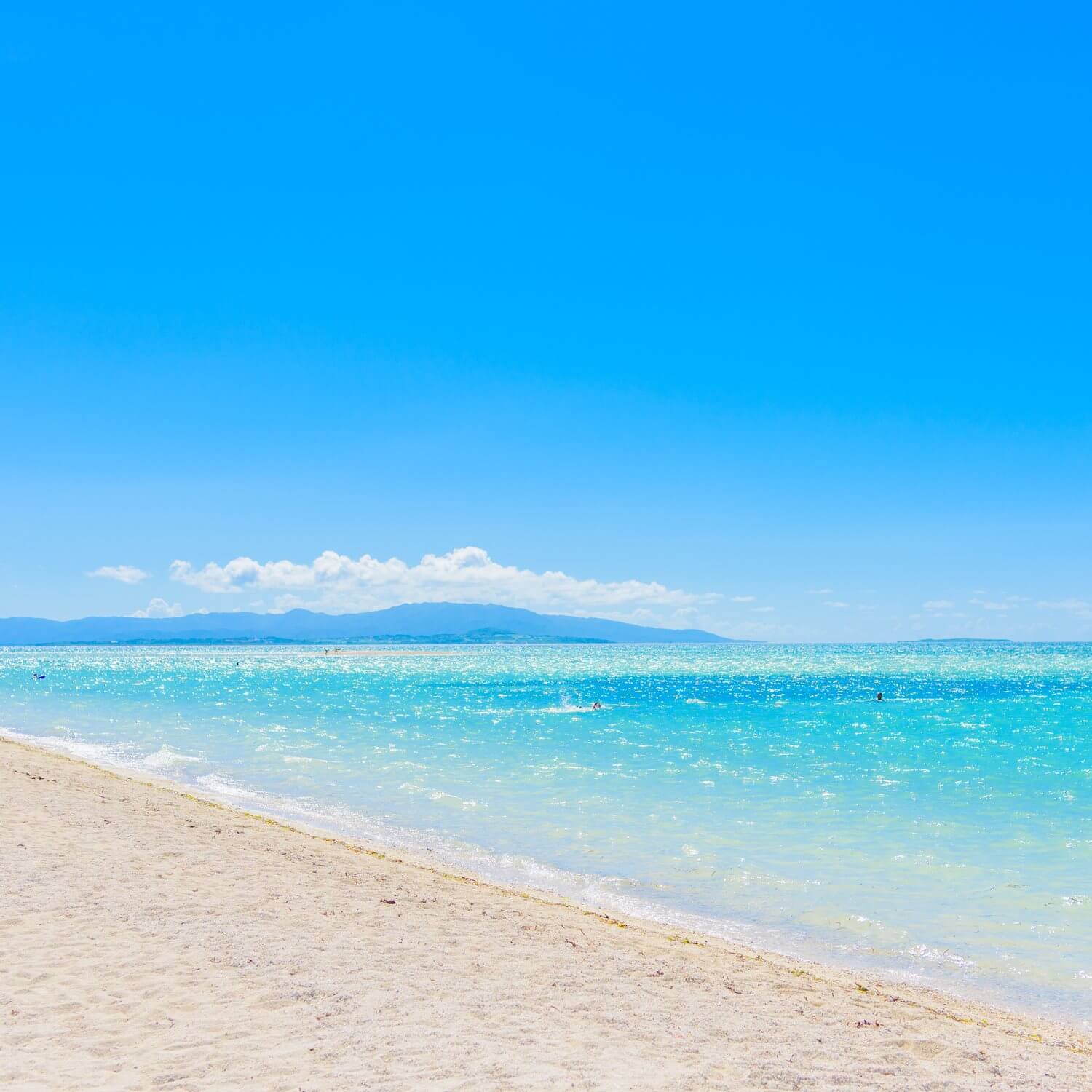 Okinawa beach, Japan = Shutterstock 3