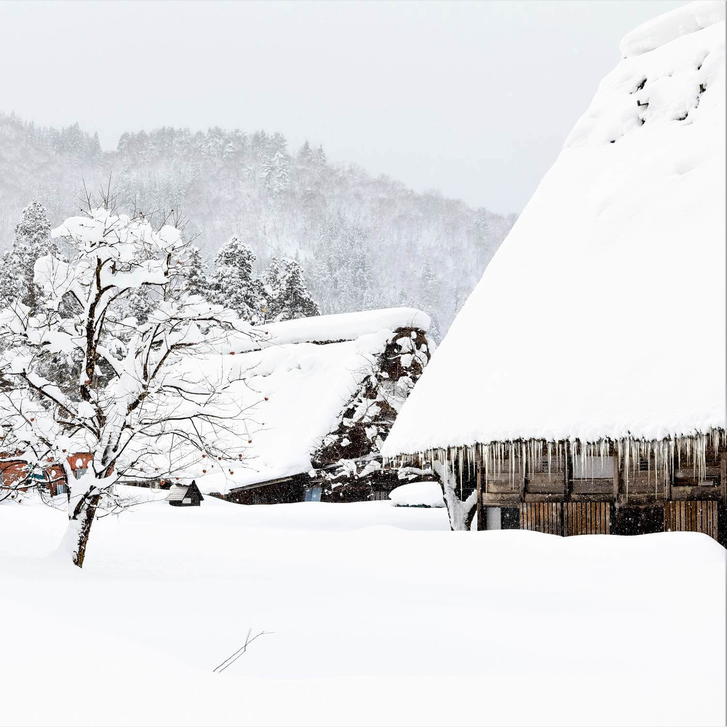 Ouchijuku Village in Fukushima Prefecture = Shutterstock 4