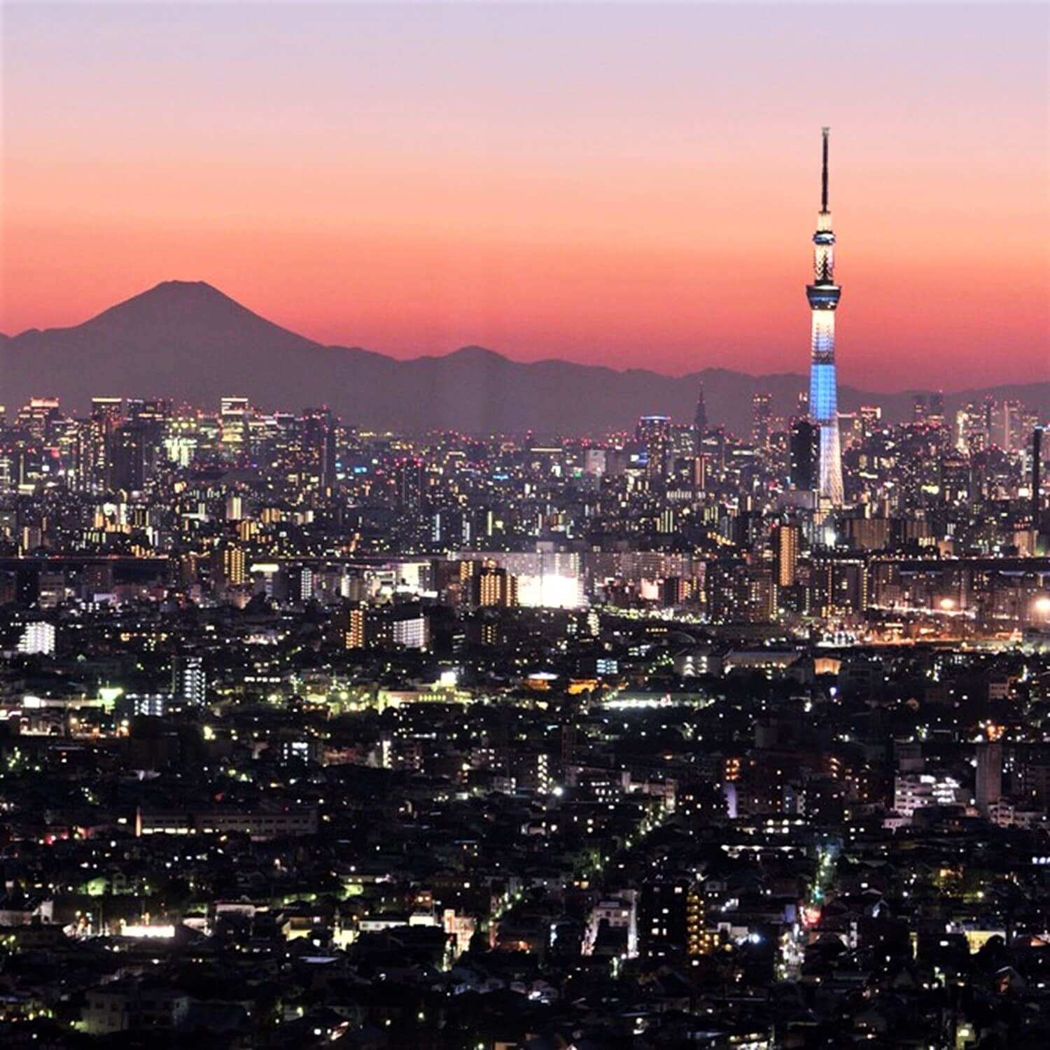 Lighting design in Japan: Tokyo Skytree = Shutterstock 4