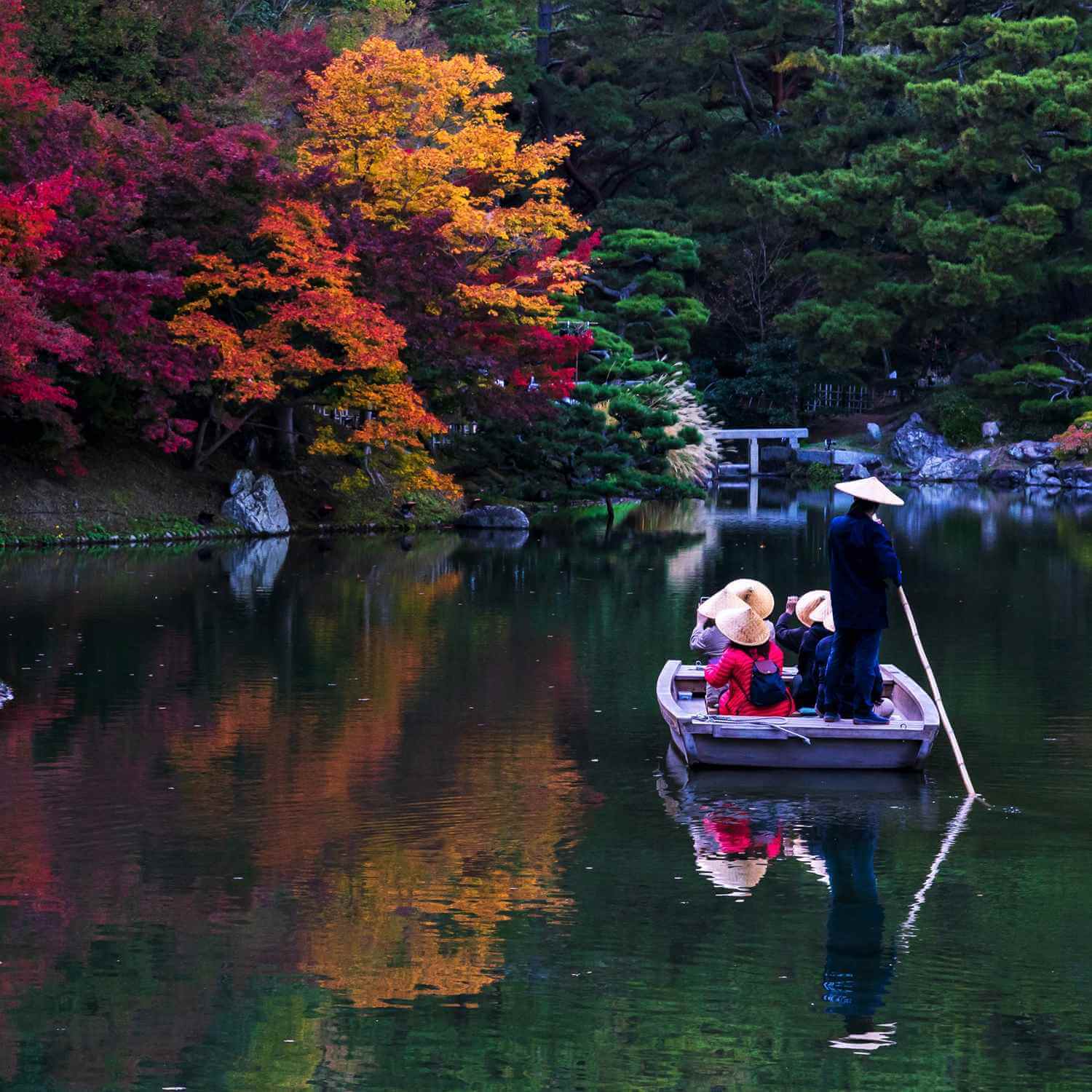 Ritsurin Garden in Takamatsu City, Kagawa Prefecture = Shutterstock 7