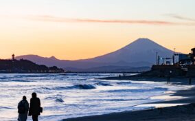 Enoshima island and Mt. Fuji seen from Shonan beach, Kanagawa = Shutterstock 1