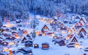 Shirakawago Village in winter, Gifu Prefecture = Shutterstock