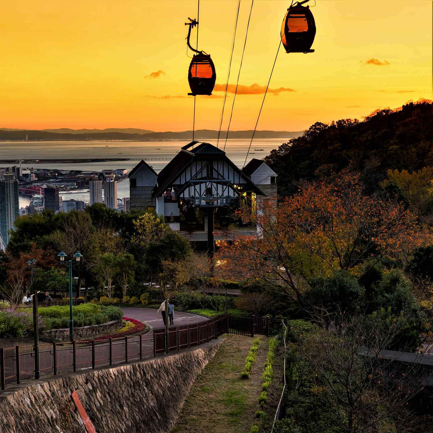 Night View of Kobe = Shutterstock 6