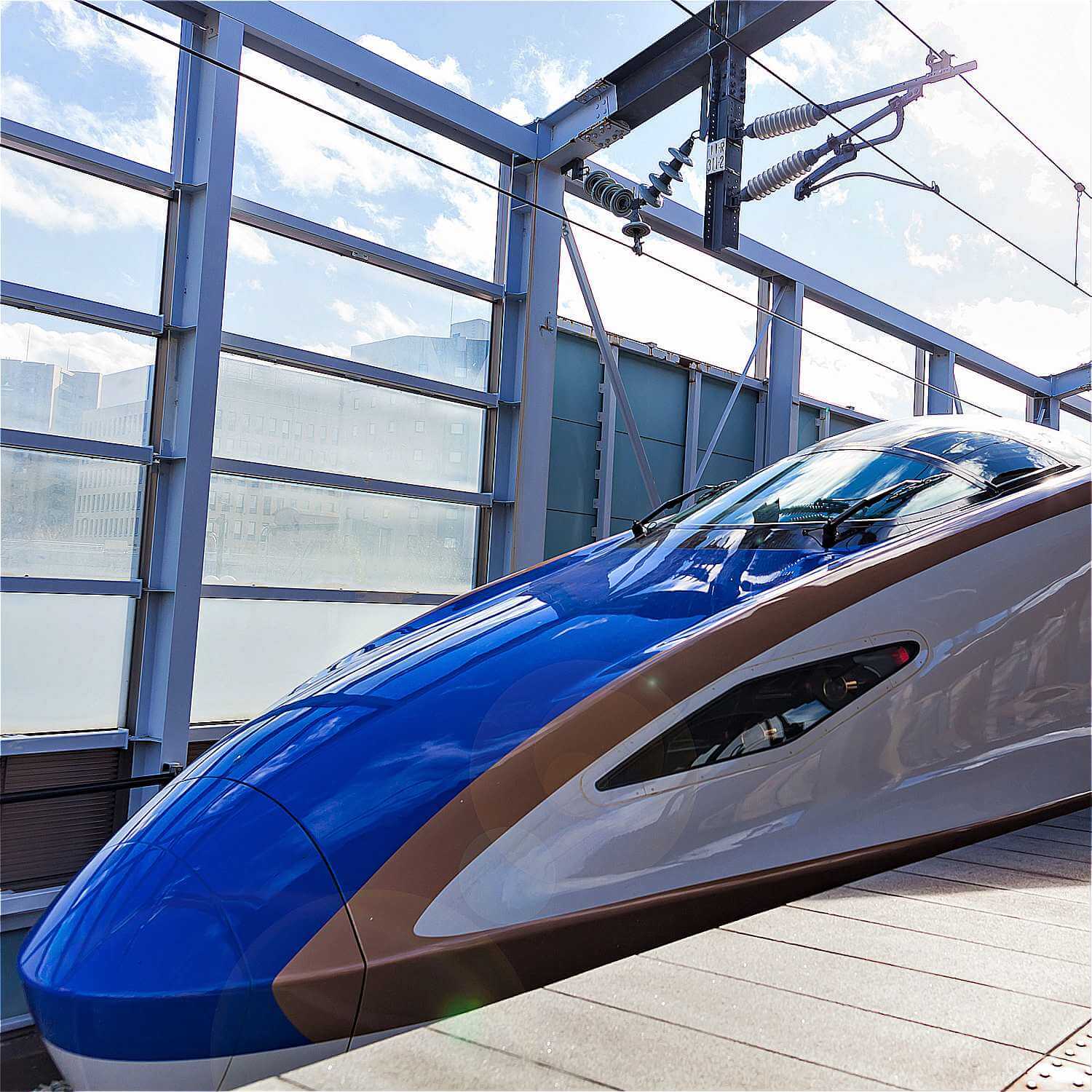 Shinkansen at Karuizawa Station = Shutterstock
