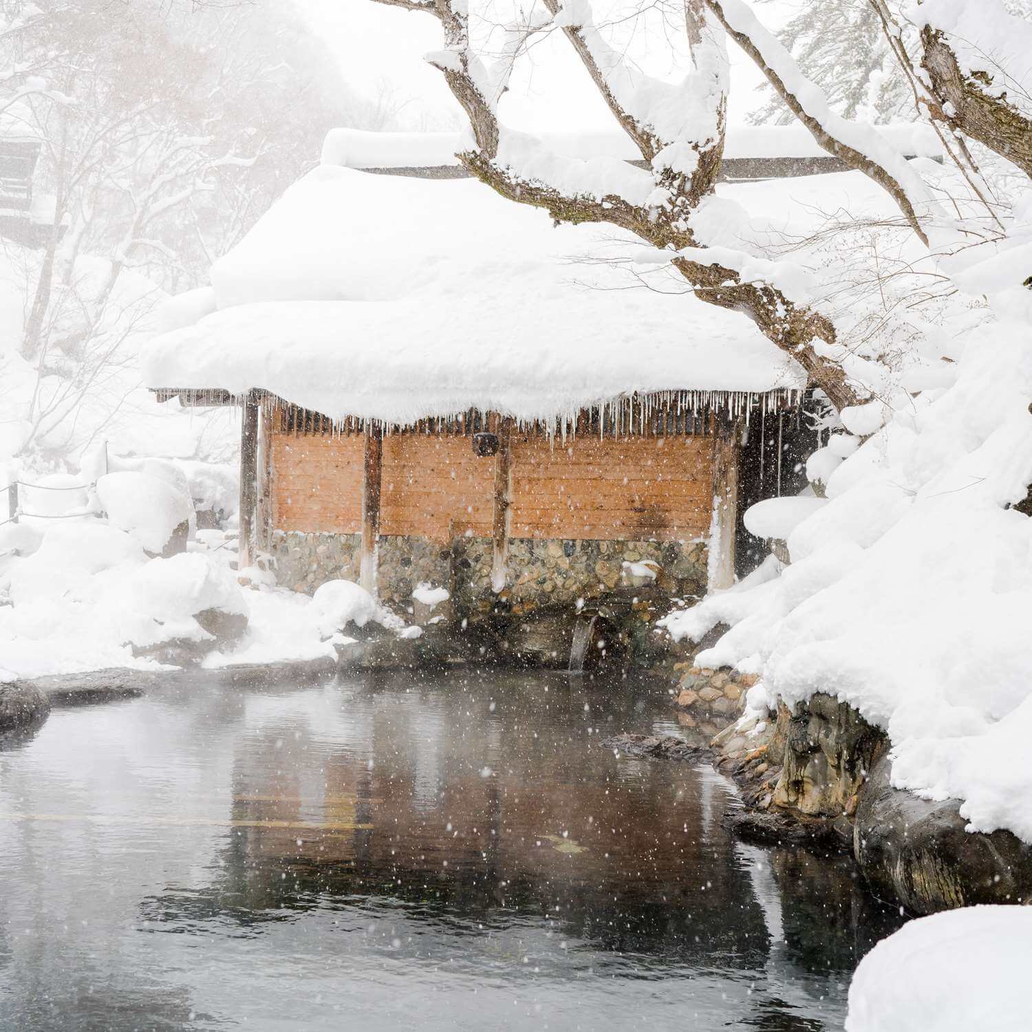 Takaragawa Onsen in Gunma Prefecture = Shutterstock 2