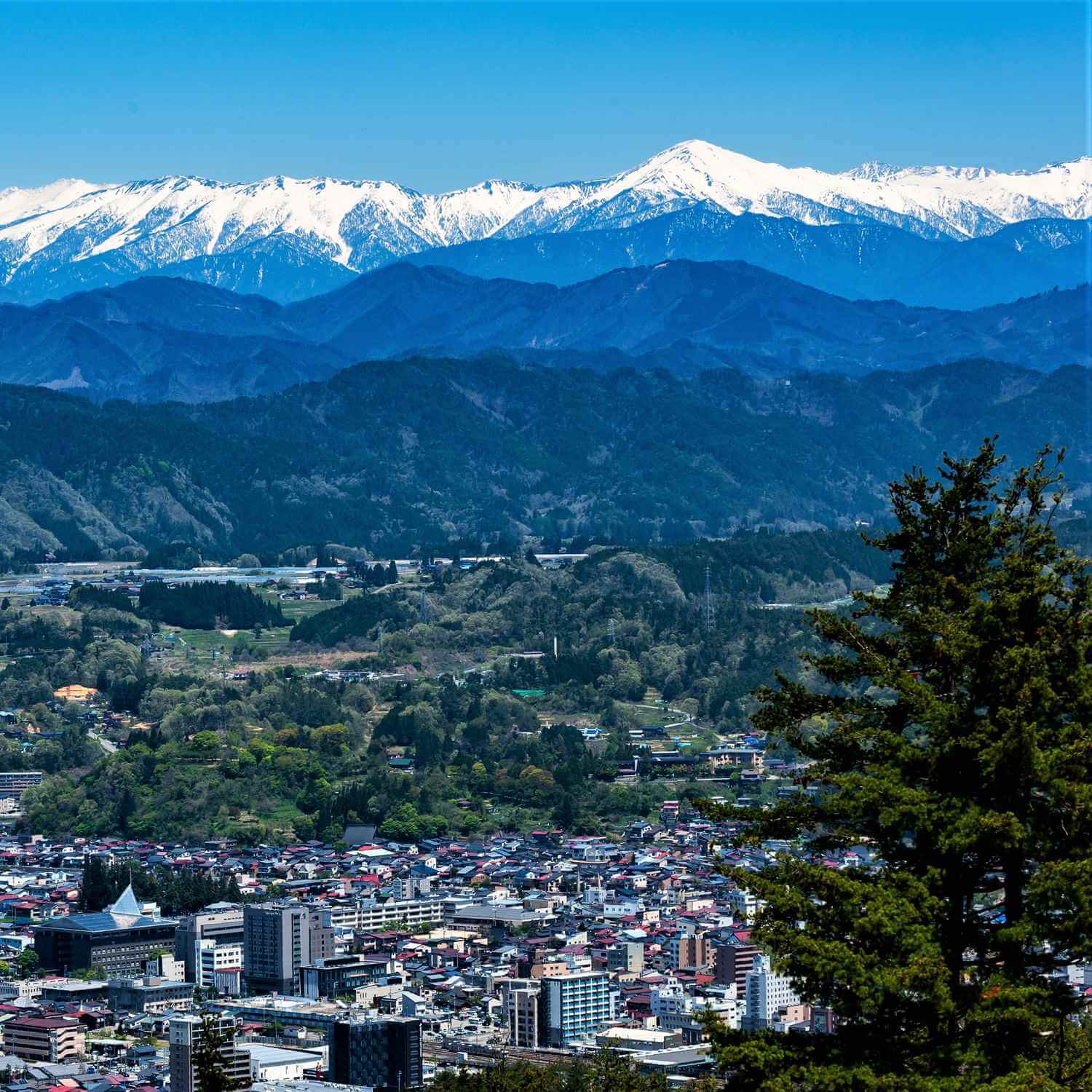 Takayama in Gifu Prefecture = Shutterstock