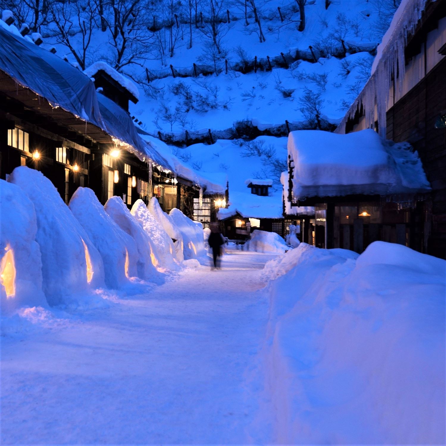 Nyuto Onsen covered with snow in winter, Akita Prefecture 8