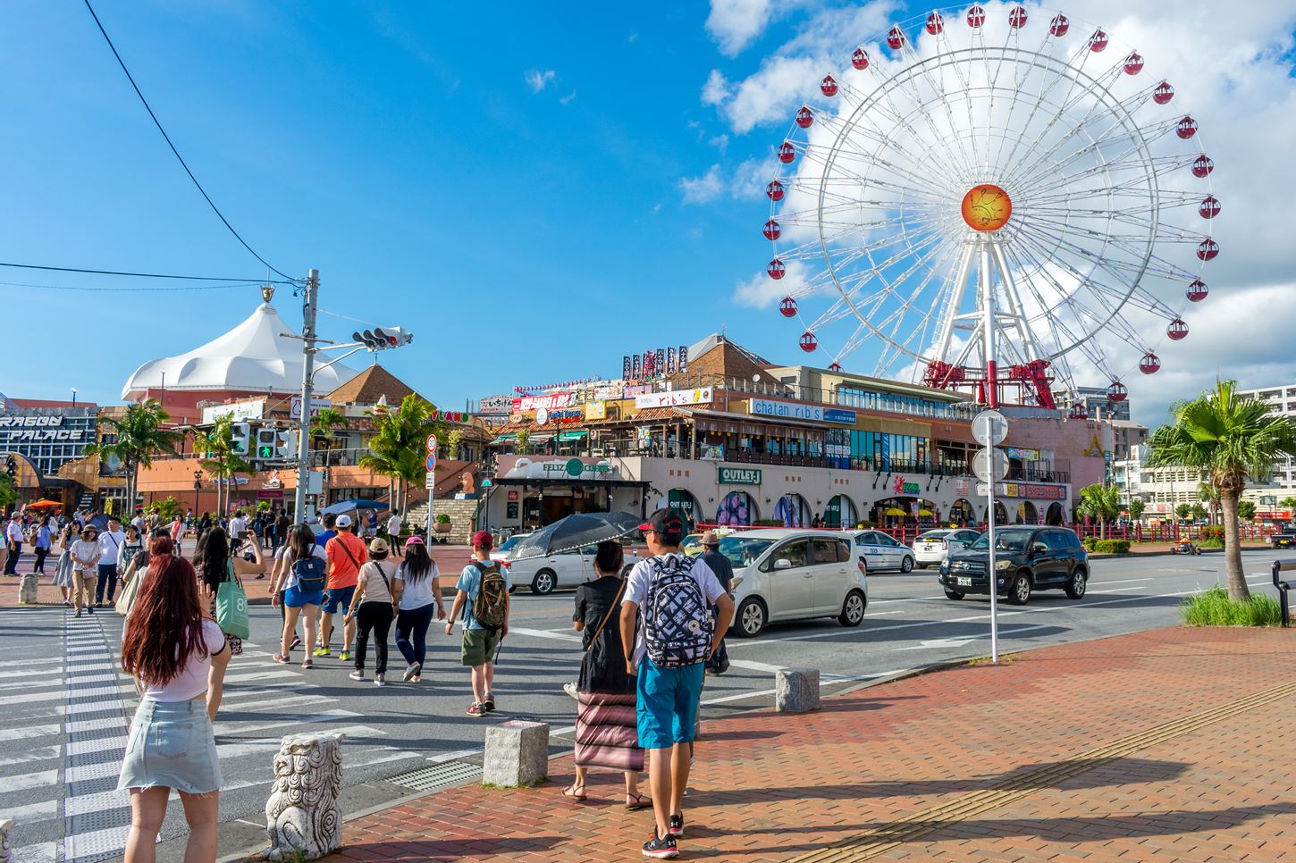 Sightseeing scenery that simply shows the weather and clothes in Okinawa in July2