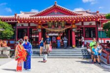 Sightseeing scenery that simply shows the weather and clothes in Okinawa in August1